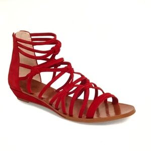 VINCE CAMUTO Gladiator Sandals Red Suede Setensa Women’s Size 8 EUC